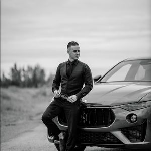 Meet your Posher, Cole